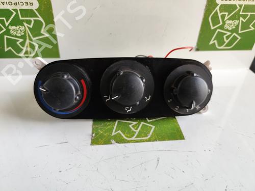 Used Climate control HYUNDAI H-1 / STAREX Bus (A1) [1997-2026]  31729346