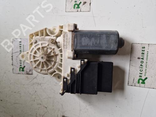 Used Right rear window motor Right rear window motor VW GOLF IV (1J1) [1997-2008] 31730629 31730629