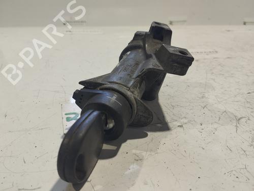 Used Switch VW GOLF IV (1J1) [1997-2008]  31741200