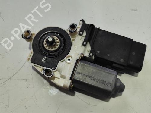 Right front window motor VW GOLF IV (1J1) | BP31746177E20