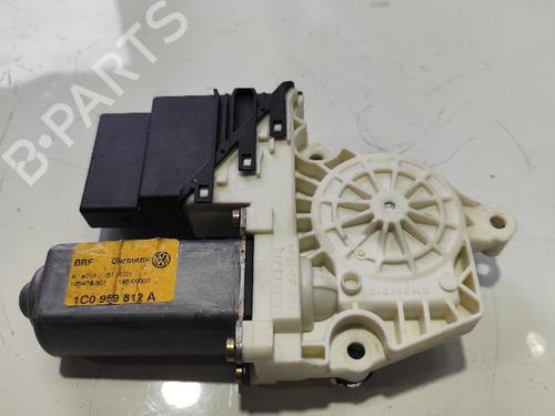 Used Right rear window motor Right rear window motor VW GOLF IV (1J1) [1997-2008] 31746178 31746178