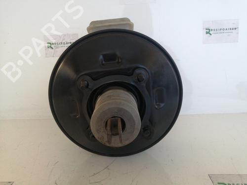 Used Servo brake PEUGEOT 205 I (741A/C) [1983-1987]  31730295