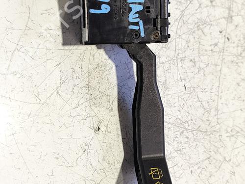 Used Steering column stalk RENAULT 19 I (B/C53_) [1988-1994]  31743327