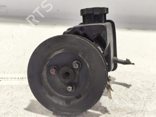 Styring servopumpe MERCEDES-BENZ SPRINTER 2-t Van (B901, B902) [1995-2006]  31743362
