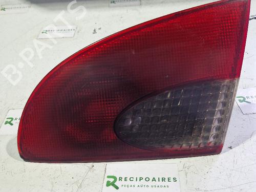 Højre baglygte bagklap TOYOTA AVENSIS (_T22_) [1997-2003]  31735165