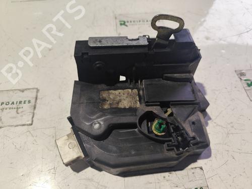 Used Front right lock LAND ROVER FREELANDER I (L314) [1998-2006]  31731642