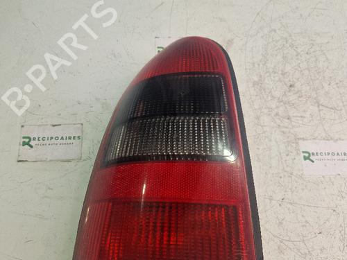 Used Left taillight OPEL VECTRA B Estate (J96) [1996-2003]  31740360