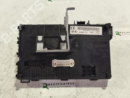 Modulo electronico RENAULT CLIO II (BB_, CB_) [1998-2016]  31742098