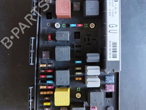 Sikringsdåse OPEL ASTRA H Estate Van (L70) [2004-2014]  31727968