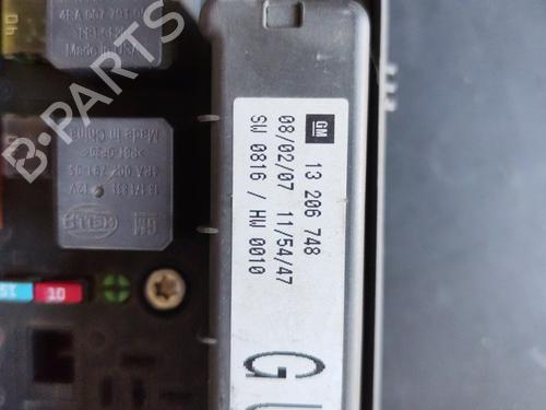 Fuse box OPEL ASTRA H Estate Van (L70) | BP31727968E1