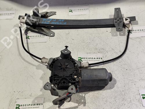 Alzavetro posteriore sinistro NISSAN PRIMERA Traveller (WP11) [1996-2002]  31736349