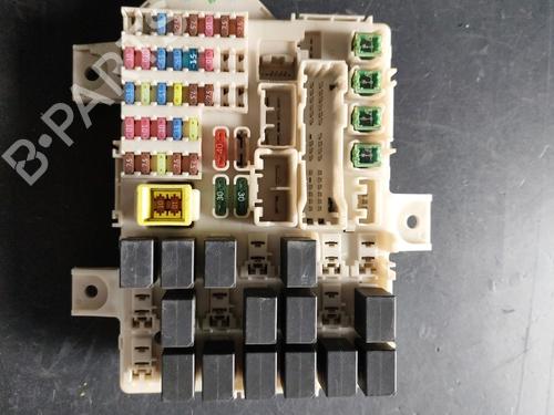 Used Fuse box MITSUBISHI COLT VI (Z3_A, Z2_A) [2002-2012]  31727778