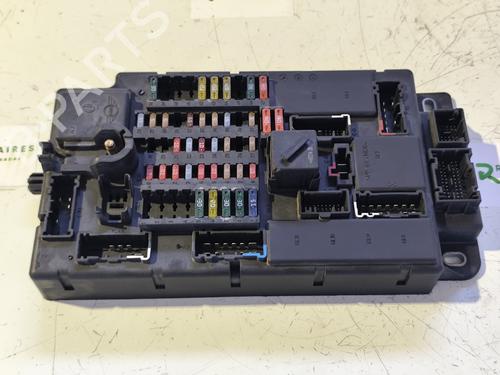 Used Fuse box MINI MINI (R56) [2005-2014]  31739123