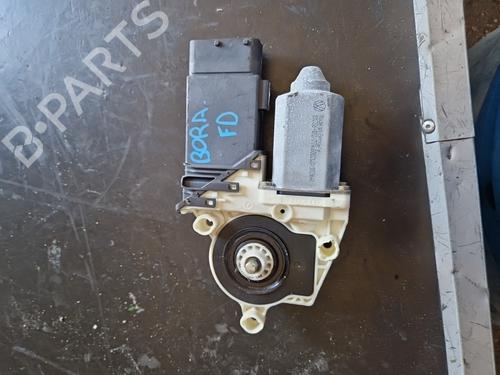 Used Right front window motor VW BORA I (1J2) [1998-2013]  31726841