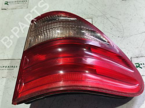 Used Right taillight MERCEDES-BENZ E-CLASS T-Model (S210) [1996-2003]  31734330