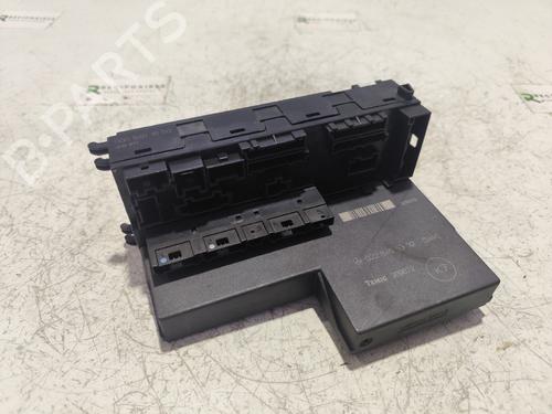 Used Fuse box MERCEDES-BENZ E-CLASS T-Model (S210) [1996-2003]  31742715