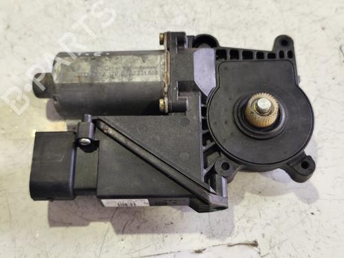 Used Left rear window motor MERCEDES-BENZ E-CLASS (W210) [1995-2003]  31735941