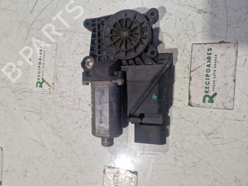Used Left rear window motor MERCEDES-BENZ E-CLASS (W210) [1995-2003]  31730892