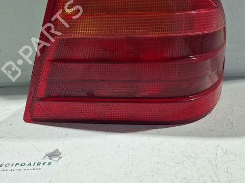 Used Right taillight Right taillight MERCEDES-BENZ E-CLASS (W210) [1995-2003] 31732467 31732467