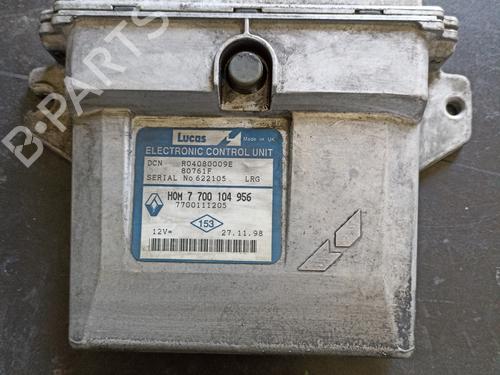 Used Engine control unit (ECU) RENAULT CLIO II (BB_, CB_) [1998-2016]  31726879