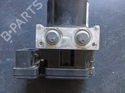 Used ABS pump FORD FOCUS II (DA_, HCP, DP) [2004-2013]  31727345