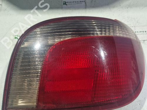 Used Right taillight TOYOTA YARIS (_P1_) [1999-2005]  31735098