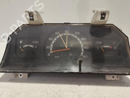 Used Instrument cluster MITSUBISHI L 300 / DELICA II Platform/Chassis (L03_P) [1980-2026]  31741065