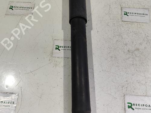 Used Left rear shock absorber MITSUBISHI L 300 / DELICA II Platform/Chassis (L03_P) [1980-2026]  31731910