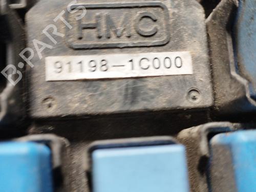Fuse box HYUNDAI GETZ (TB) | BP31727186E1