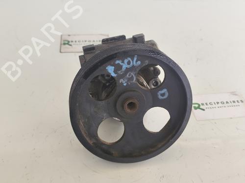 Used Steering pump PEUGEOT 306 (7B, N3, N5) [1993-2003]  31737839