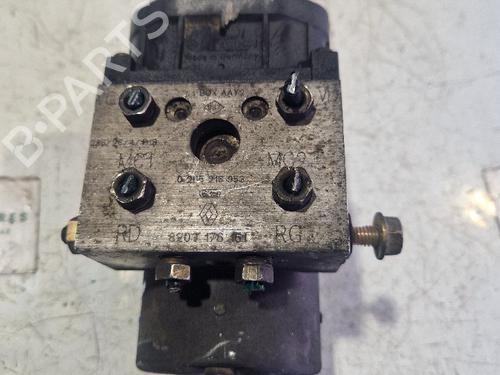 Used ABS pump RENAULT MEGANE I Grandtour (KA0/1_) [1999-2003]  31734049