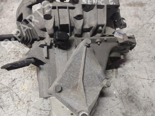 Used Gearbox Gearbox RENAULT SCÉNIC I MPV (JA0/1_, FA0_) [1999-2010] 31738728 31738728