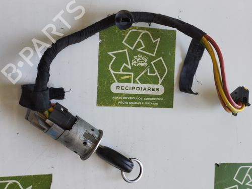 Used Switch RENAULT CLIO II (BB_, CB_) [1998-2016]  31728602