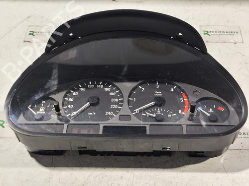 Used Instrument cluster BMW 3 Touring (E46) [1999-2005]  31734355