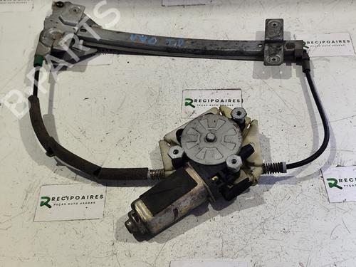 Vindusheismekanisme høyre bak VOLVO V40 Estate (645) [1995-2004]  31735489