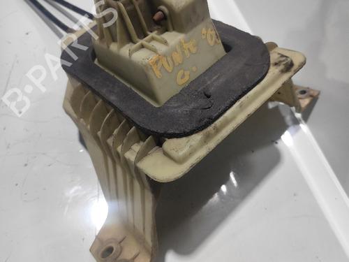 Gear lever FIAT PUNTO (188_) | BP31746348M90