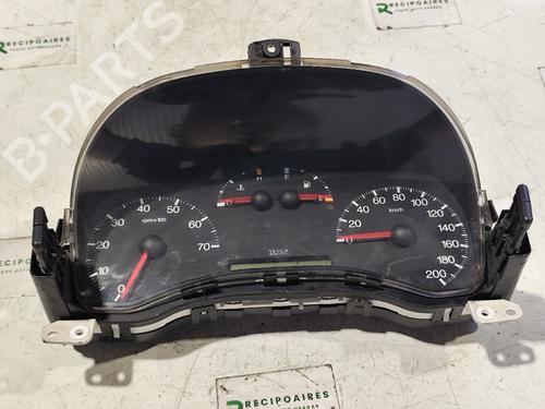 Instrumentenkombination für FIAT PUNTO (188_) [1999-2012]  31734015