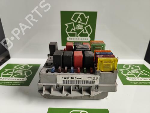 Used Fuse box FIAT PUNTO (188_) [1999-2012]  31728398