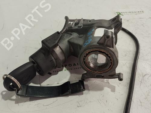 Used Switch VW POLO (6N2) [1999-2001]  31741214