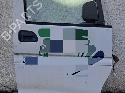 Used Right front door Right front door MITSUBISHI L400 Van (PD_W, PC_W, PB_V, PA_W, PA_V) [1994-2007] 31744460 31744460