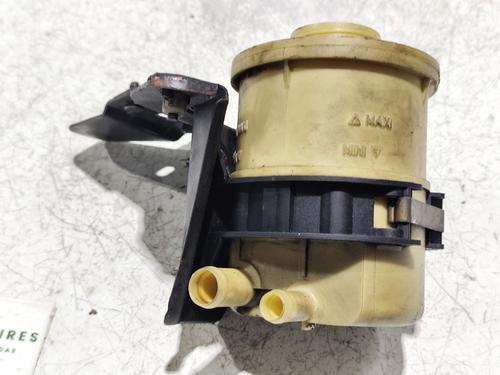 Réservoir de direction assistée MITSUBISHI L400 Van (PD_W, PC_W, PB_V, PA_W, PA_V) [1994-2007]  31744412