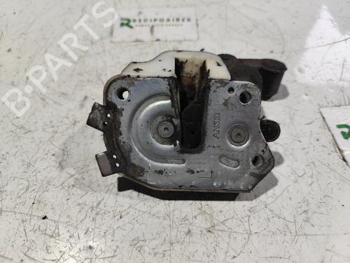 Venstre bagtil lås MITSUBISHI L400 Van (PD_W, PC_W, PB_V, PA_W, PA_V) [1994-2007]  31733568