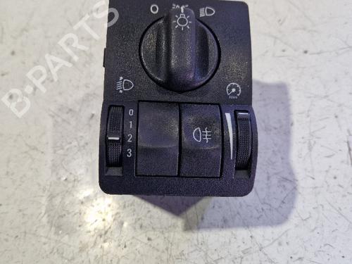 Used Headlight switch OPEL ASTRA G Estate (T98) [1998-2005]  31733312