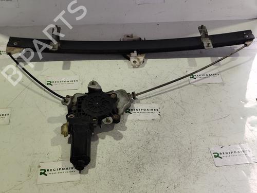 Rudehejsemekanisme Højre foran HYUNDAI H-1 Van (A1) [1997-2008]  31736399