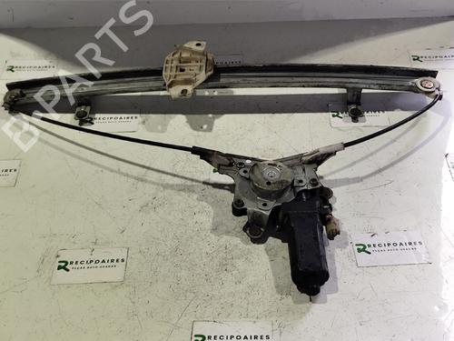 Rudehejsemekanisme Højre foran HYUNDAI H-1 Van (A1) [1997-2008]  31736414