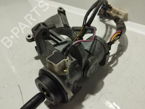 Used Switch HYUNDAI H-1 Van (A1) [1997-2008]  31746264