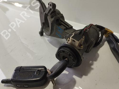 Used Switch HYUNDAI H-1 Van (A1) [1997-2008]  31746250