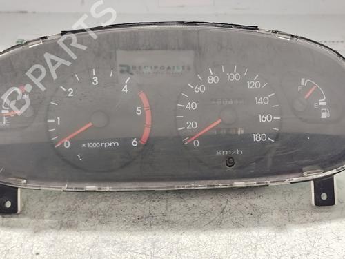 Used Instrument cluster HYUNDAI H-1 Van (A1) [1997-2008]  31744986
