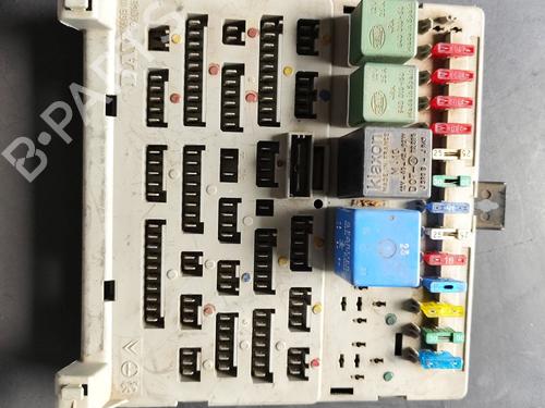 Used Fuse box Fuse box PEUGEOT 205 Hatchback Van [1990-1997] 31728027 31728027