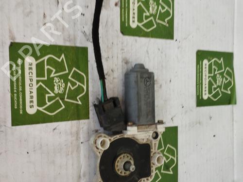 Used Right front window motor Right front window motor MERCEDES-BENZ C-CLASS (W203) [2000-2007] 31728360 31728360